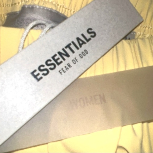 FEAR OF GOD ESSENTIALS WOMEN'S RUNNING SHORT | Color:LIGHT TUSCAN | NEW/NWT🔥🔥 - Picture 15 of 16